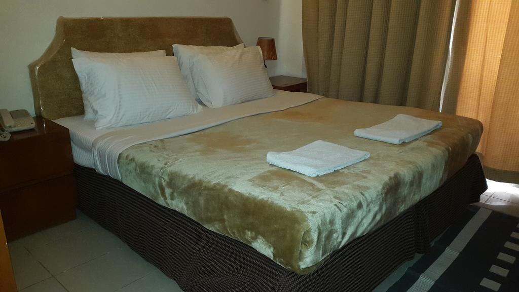 Al Raien Hotel Apartment Dubaj Pokój zdjęcie